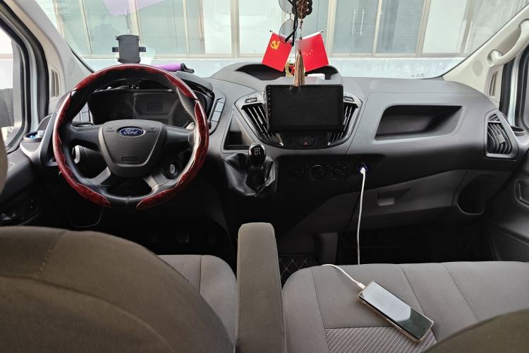 Used Ford Classic Transit  Center Console