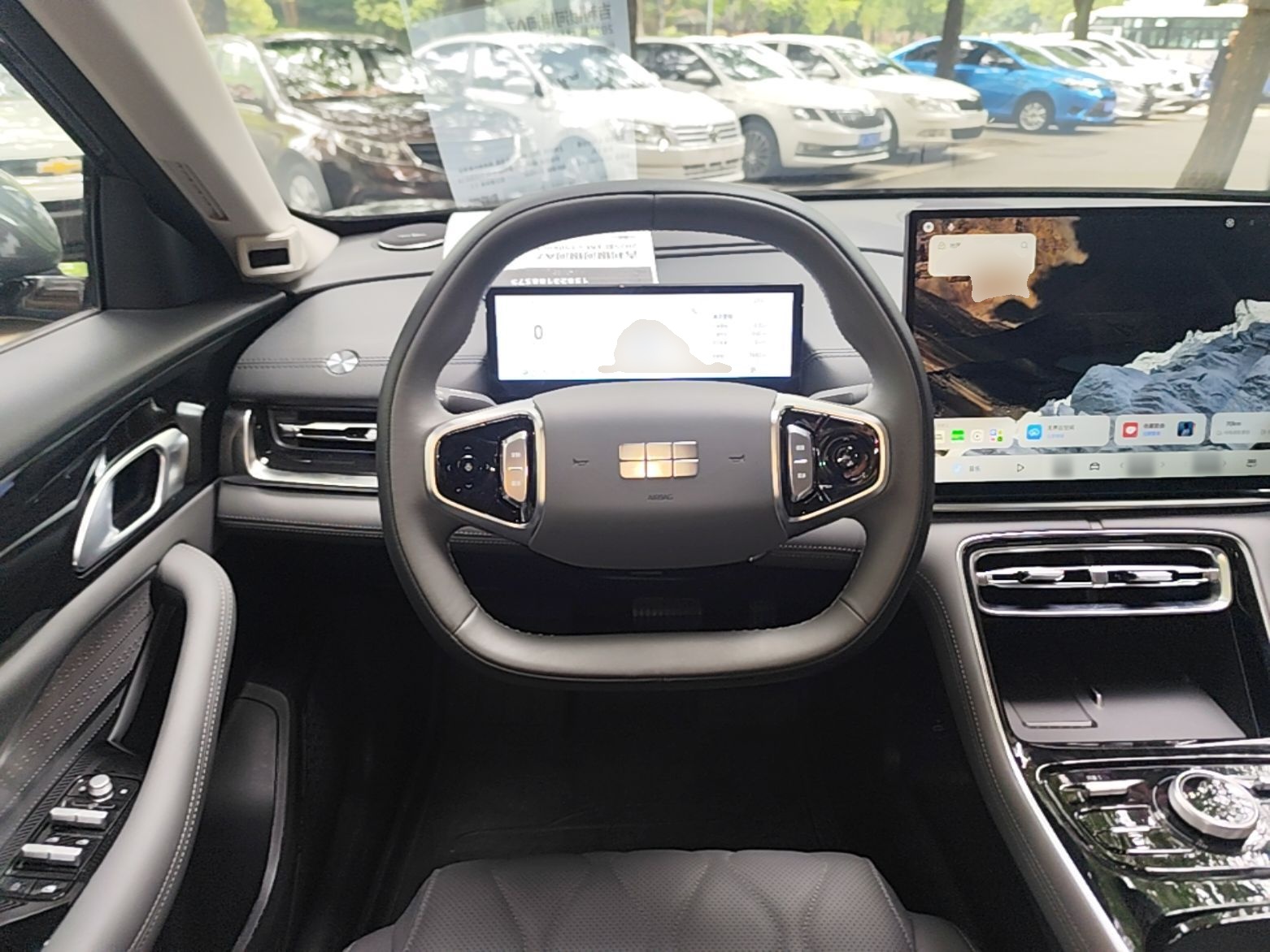 Geely Galaxy A7 2025 Model EM-i 150km Exploration+ Edition — снимка 13