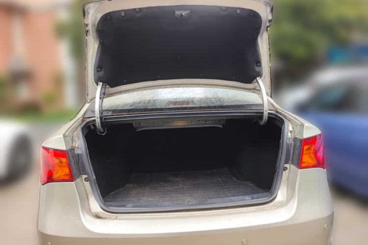 Used Roewe 350 2014 1.5L Automatic Xunyue Version