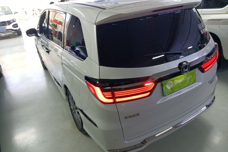 Used Honda Elysion 2022 2.0L eHEV Luxury Edition
