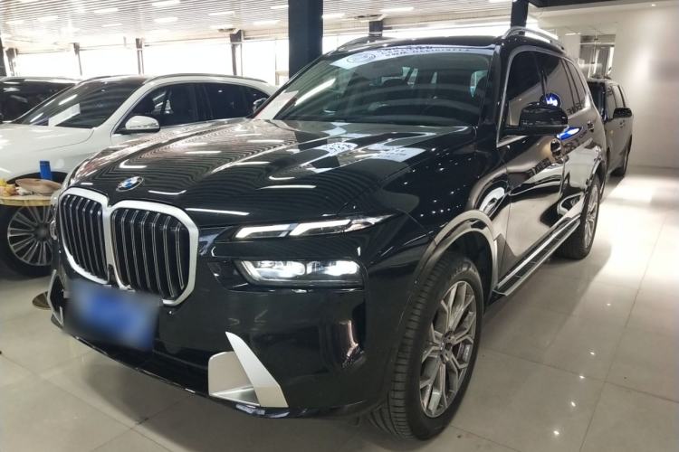 Used BMW X7 2024 xDrive40i Luxury Package – Leading Model