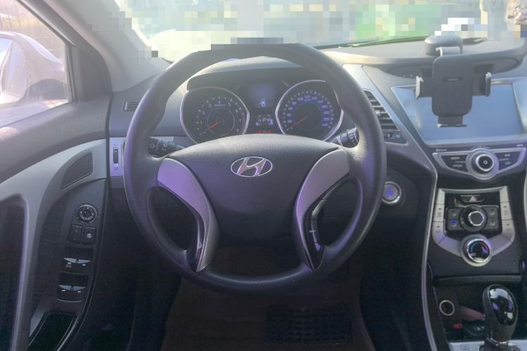 Used Hyundai Elantra (5th Generation / Langdong) 2013 1.6L Automatic Leading Model Steering Wheel