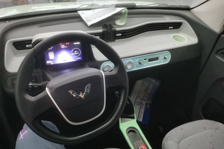 Used Wuling Hongguang MINIEV 2021 Macaron Premium Model – Lithium Iron Phosphate