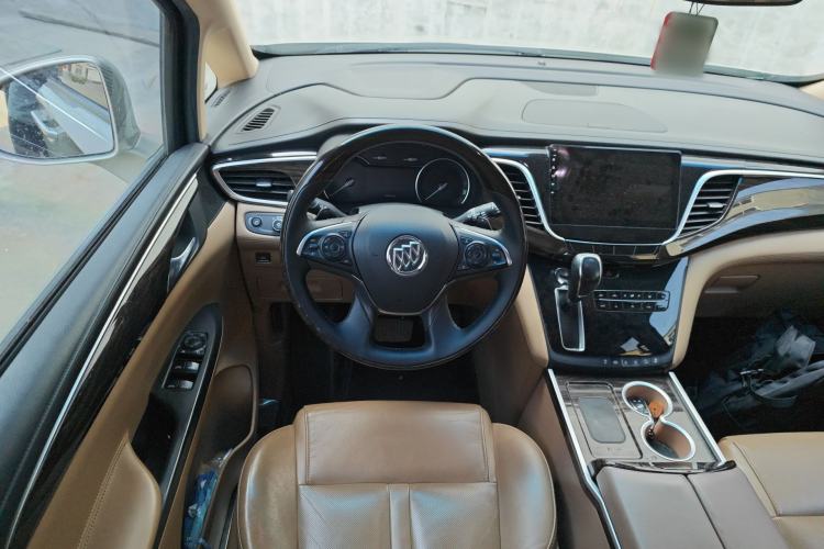 Used Buick GL8 2018 ES 28T Luxury Model China VI Standard Steering Wheel