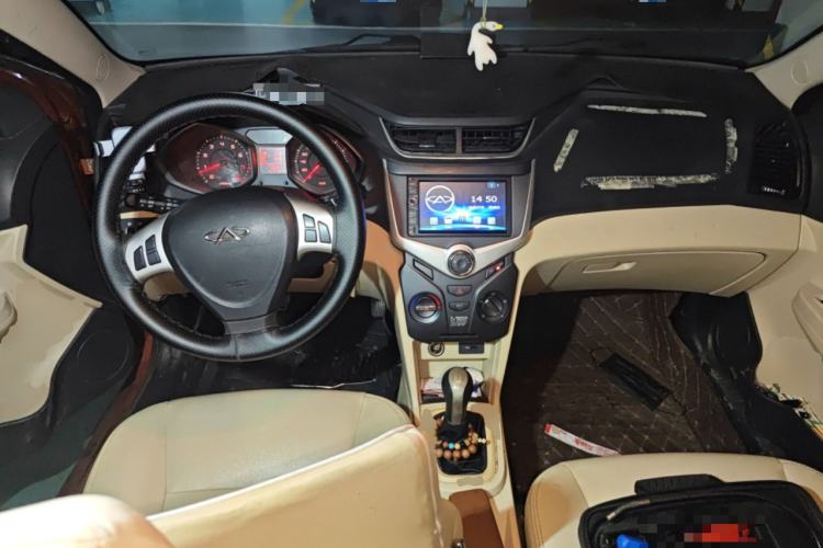 Used Chery Fengyun 2 2013 Hatchback 1.5L Manual Ruiyi Edition