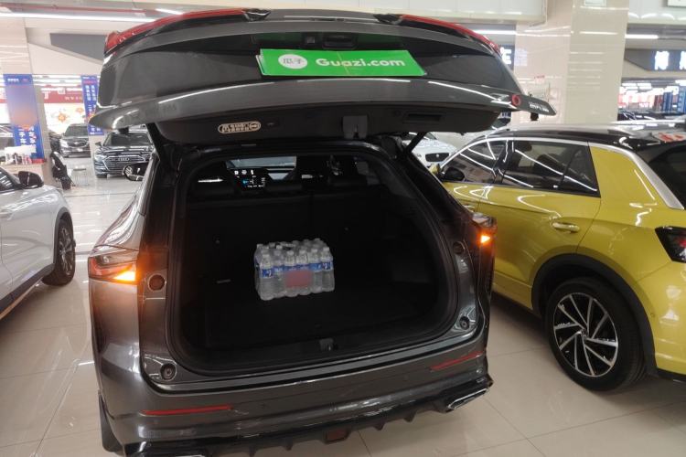 Used Oshan Z6 New Energy 2023 ZhiDian iDD 150KM Flagship PLUS Smart Parking Edition
