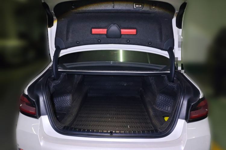 Used BMW 5 Series 2022 Revised Version 530Li xDrive M Sport Package Trunk