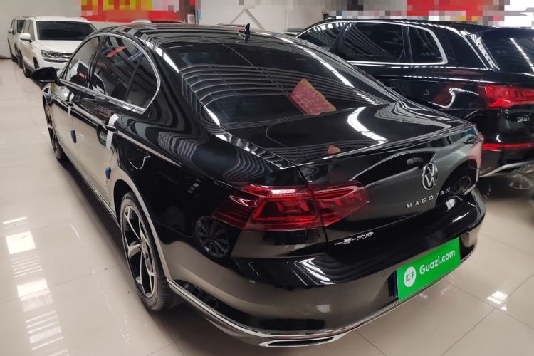 Used Volkswagen Magotan 2026 30 Million Vehicles Selected Model 380TSI DSG Luxury Edition Rear Left 45 Deg