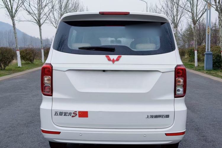 Used Wuling Hongguang 2019 1.5L S Comfort Edition China VI LAR