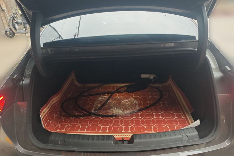 Used Geely Galaxy 8 2025 130km EM-i Prestige Edition
