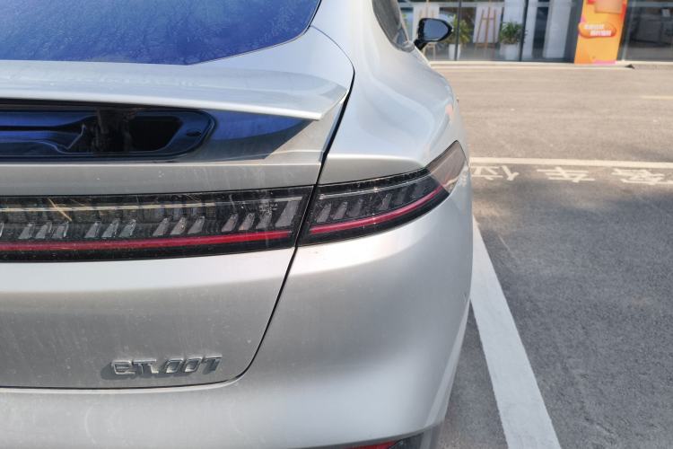 Used Dongfeng eπ eπ007 2025 Model Pure-Electric 565 All-Wheel-Drive Max Leading Edition