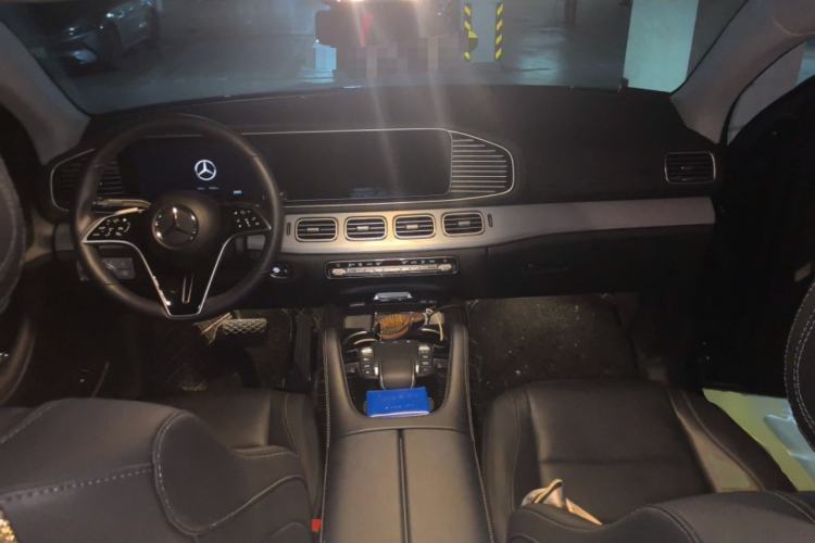 Used Mercedes-Benz GLE Coupe 2024 GLE 350 4MATIC Coupe SUV Luxury Model Center Console