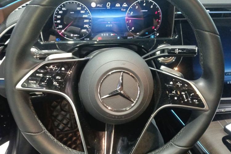 Used Mercedes-Benz E-Class 2024 E 300 L Luxury Model Steering Wheel