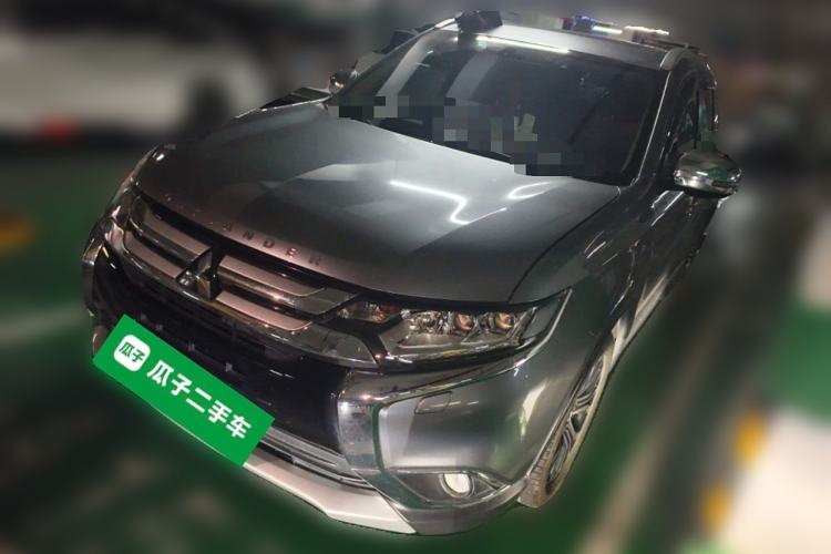 Used Mitsubishi Outlander 2016 2.4L 4x4 Elite Edition 7-Seater