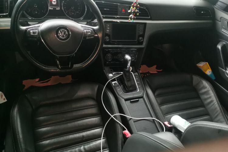 Used Volkswagen Lamando 2015 280TSI DSG Luxury Edition Center Console