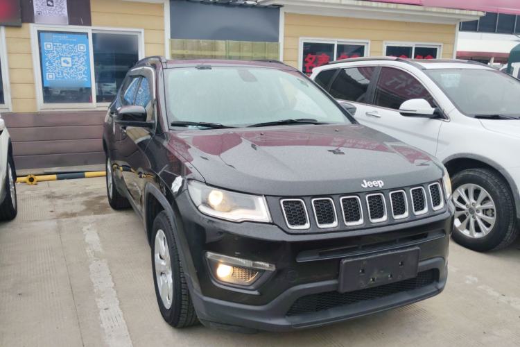 Used Jeep Compass 2017 200T Automatic Family Edition
