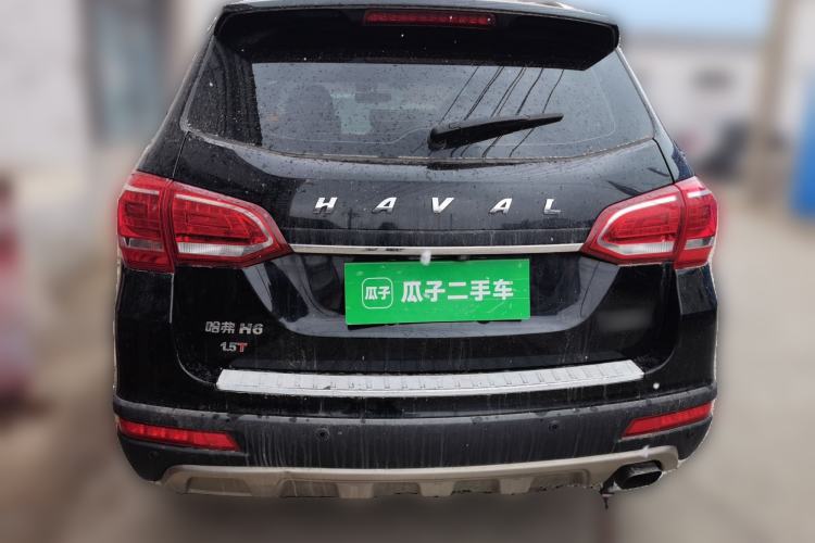 Used Haval H6 2015 Revised Version Sport Edition 1.5T Manual Transmission Two-Wheel Drive Elite Grade Rear