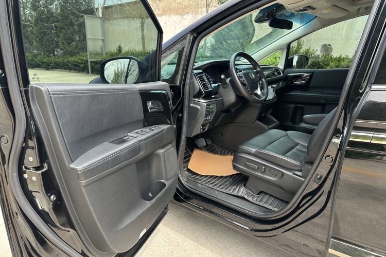 Used Honda Elysion 2019 2.0L Hybrid Luxury Edition