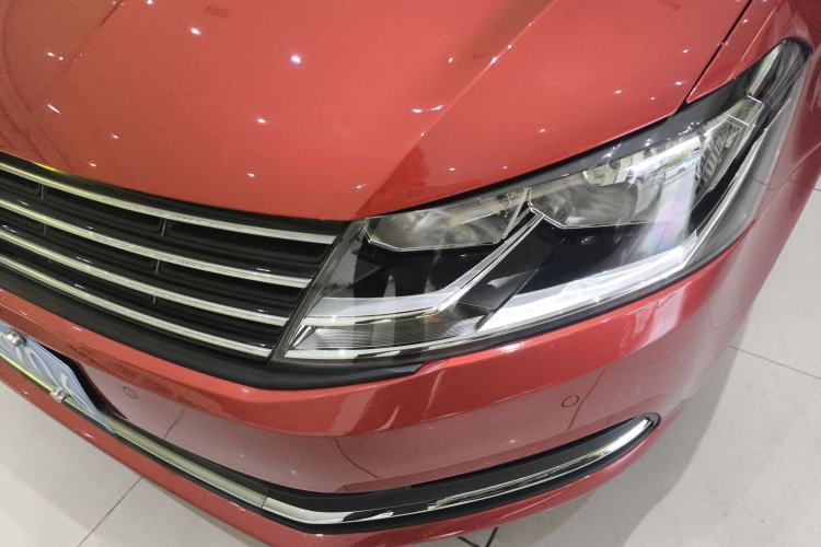 Used Volkswagen Lavida 2015 230TSI DSG Comfort Edition
