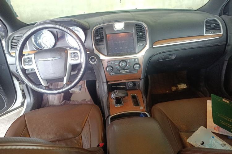 Used Chrysler 300C 2014 3.0L Excellence Edition
