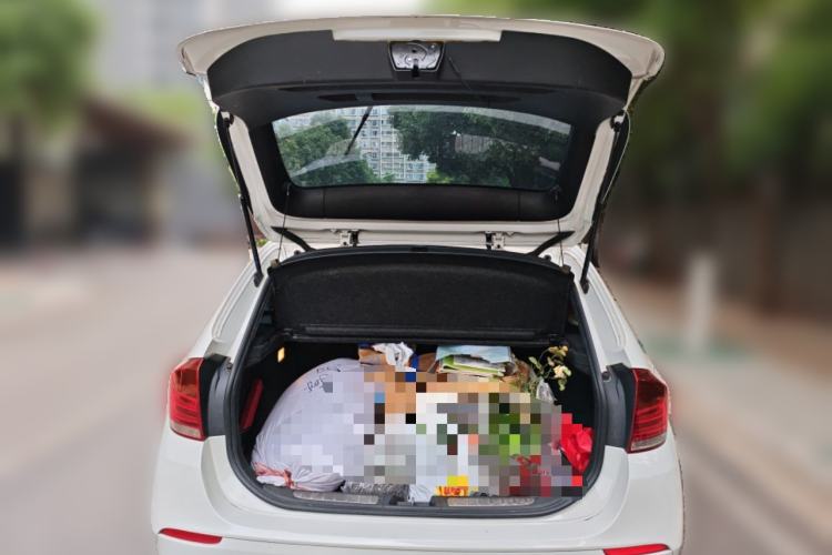 Used BMW X1 2015 sDrive18i Fashion Upgrade Edition Trunk