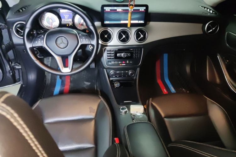 Used Mercedes-Benz GLA 2015 GLA 200 Fashion Model