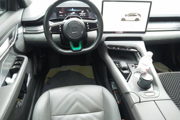 Used Zeekr 001 2021 Ultra-Long Range Dual-Motor YOU Version Steering Wheel