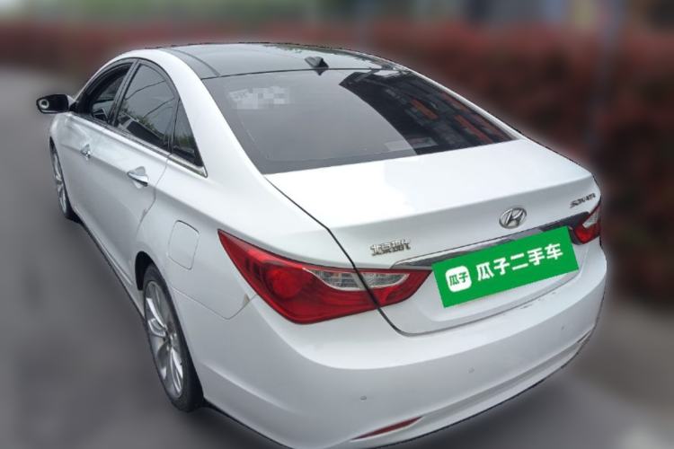 Used Hyundai Sonata 2011 2.0L Automatic Top-Grade Version
