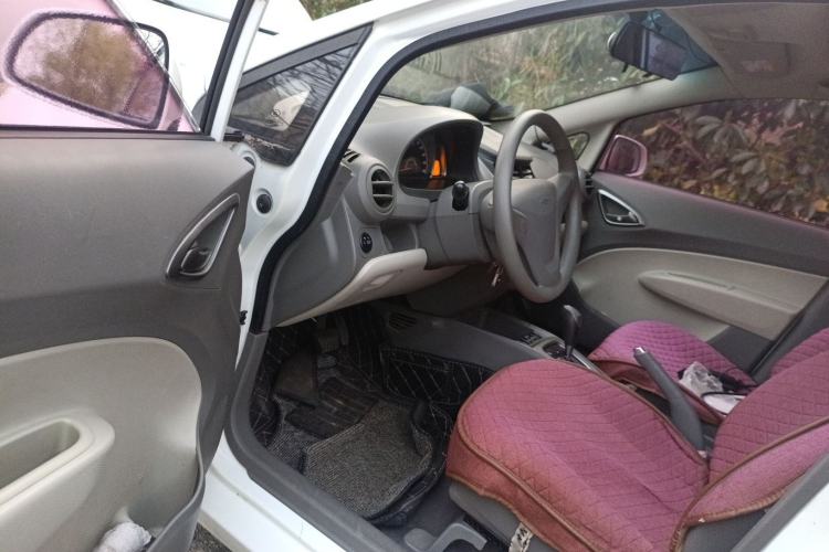 Used Chevrolet Sail 2011 Sedan 1.4L AMT Happiness Edition