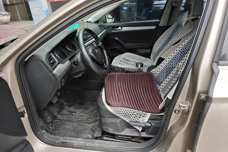 Used Volkswagen Lamando 2015 230TSI DSG Fashion Edition
