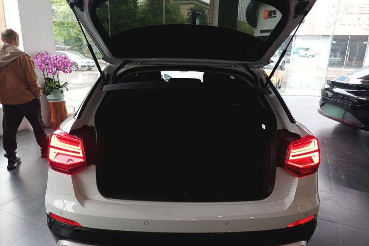 Used Audi Q2L 2021 35 TFSI Fashion Dynamic Model
