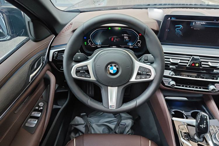 Used BMW 5 Series New Energy 2021 535Le M Sport Package Steering Wheel