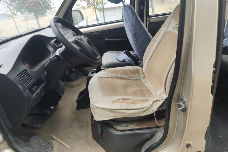 Used Wuling Rongguang 2011 1.2L Base Version Left Front Seat