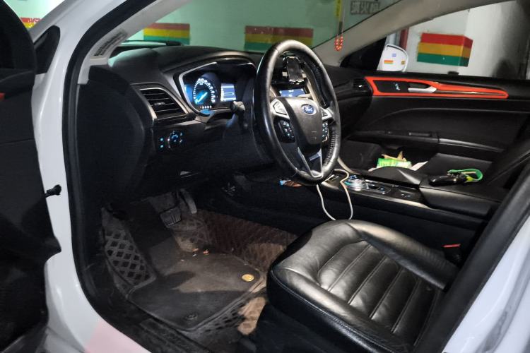 Used Ford Mondeo 2017 EcoBoost 200 Luxury Model
