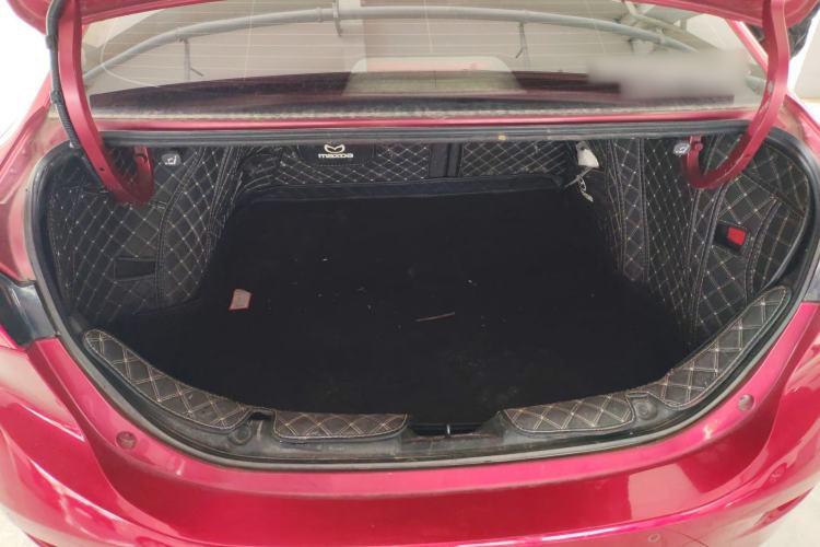 Used Mazda Mazda 3 Axela 2019 Cloud-Controlled Sedan 1.5L Automatic Luxury Model China VI Standard
