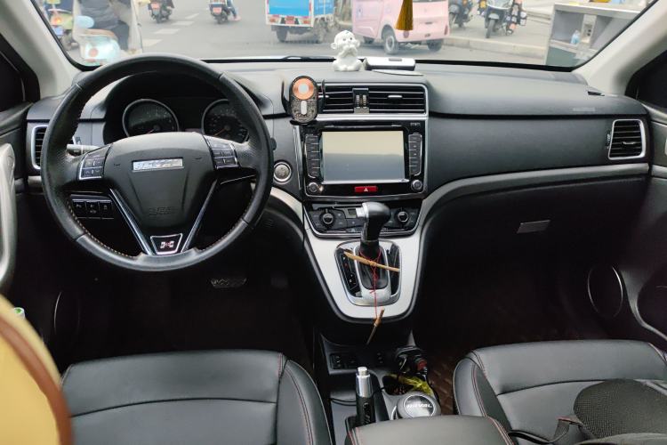 Used Haval H6 2017 Red-Label Sport Edition 1.5T Automatic Two-Wheel Drive Luxury Model