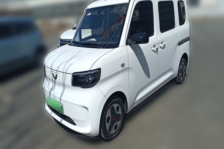 Used Wuling Zhiguang New Energy 2025 Model 305km Ambitious Edition