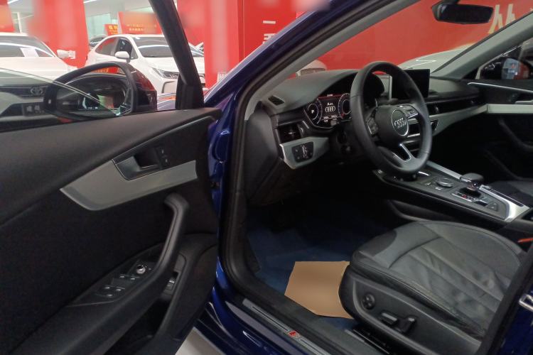 Used Audi A4L 2019 40 TFSI Fashion Edition China VI Emission Standard