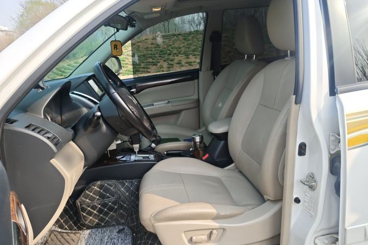 Used Mitsubishi Pajero Sport 2013 3.0L Automatic 4x4 Flagship Edition Left Front Seat