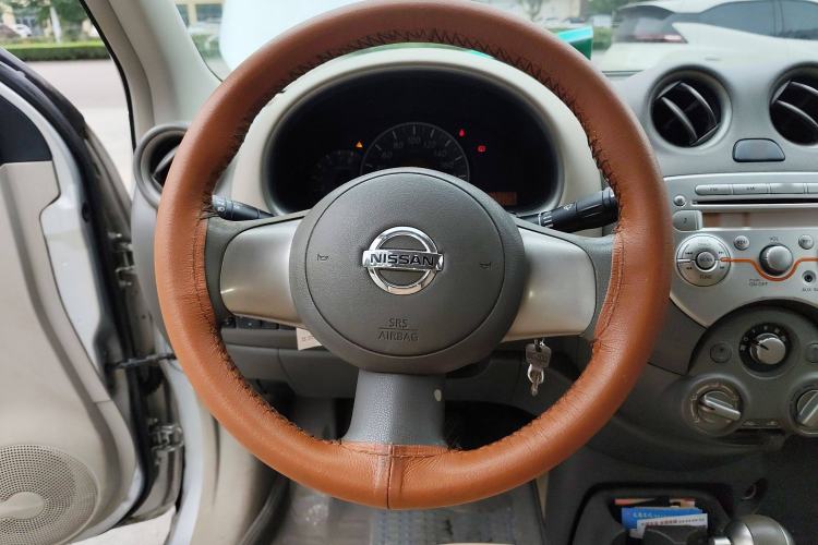 Used Nissan March 2010 1.5L Automatic Easy-Style Version
