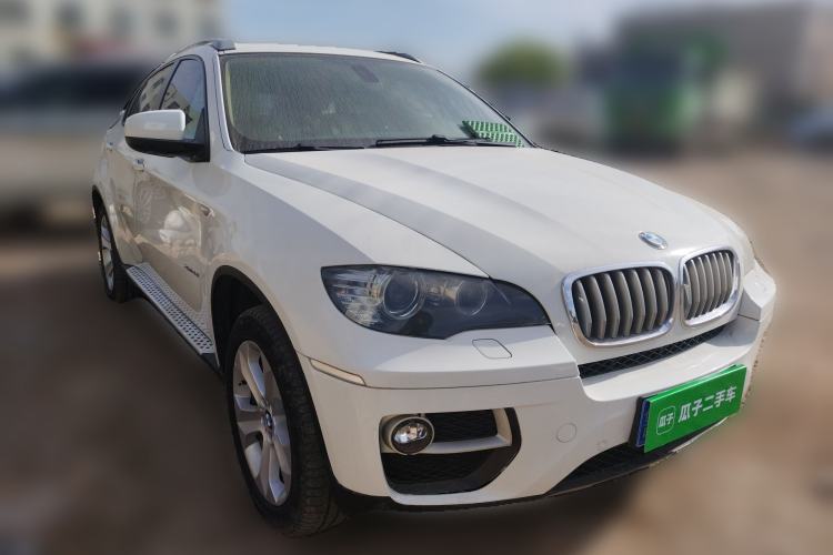 Used BMW X6 2012 xDrive35i Front Right 45 Deg