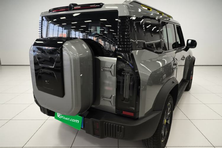 Used JETOUR Traveler 2023 2.0T All-Wheel-Drive CrossPRO