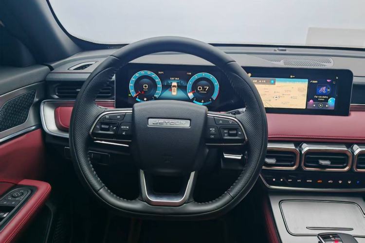 Used JETOUR X70 PLUS 2024 Champion Edition 1.5T DCT Champion MAX 5-Seater