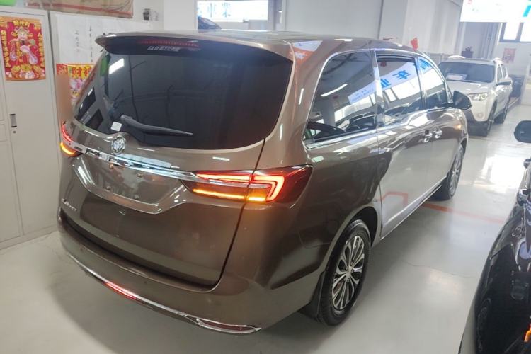 Used Buick GL8 2021 Land Cruiser Executive Class 652T Luxury Model
