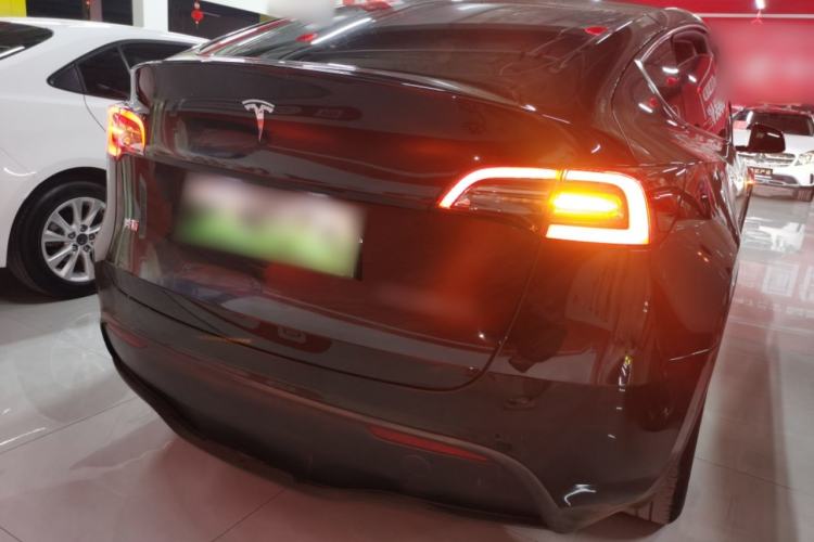 Used Tesla Model Y 2023 Rear-Wheel-Drive Version Rear