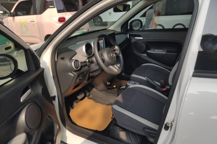 Used ORA Black Cat 2021 301 km Basic Version
