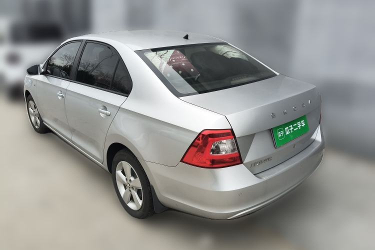 Used Skoda Rapid 2013 1.6L Manual Smart Selection Model