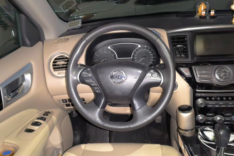 Used Nissan Pathfinder 