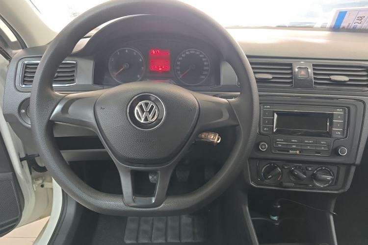 Used Volkswagen Santana 2016 1.4L Manual Fashion Edition