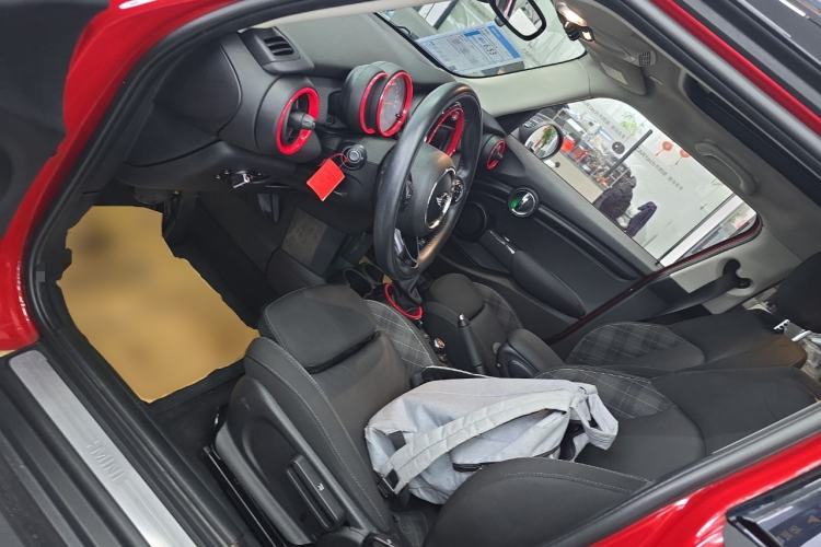 Used MINI MINI 2016 1.5T COOPER Five-Door Edition
